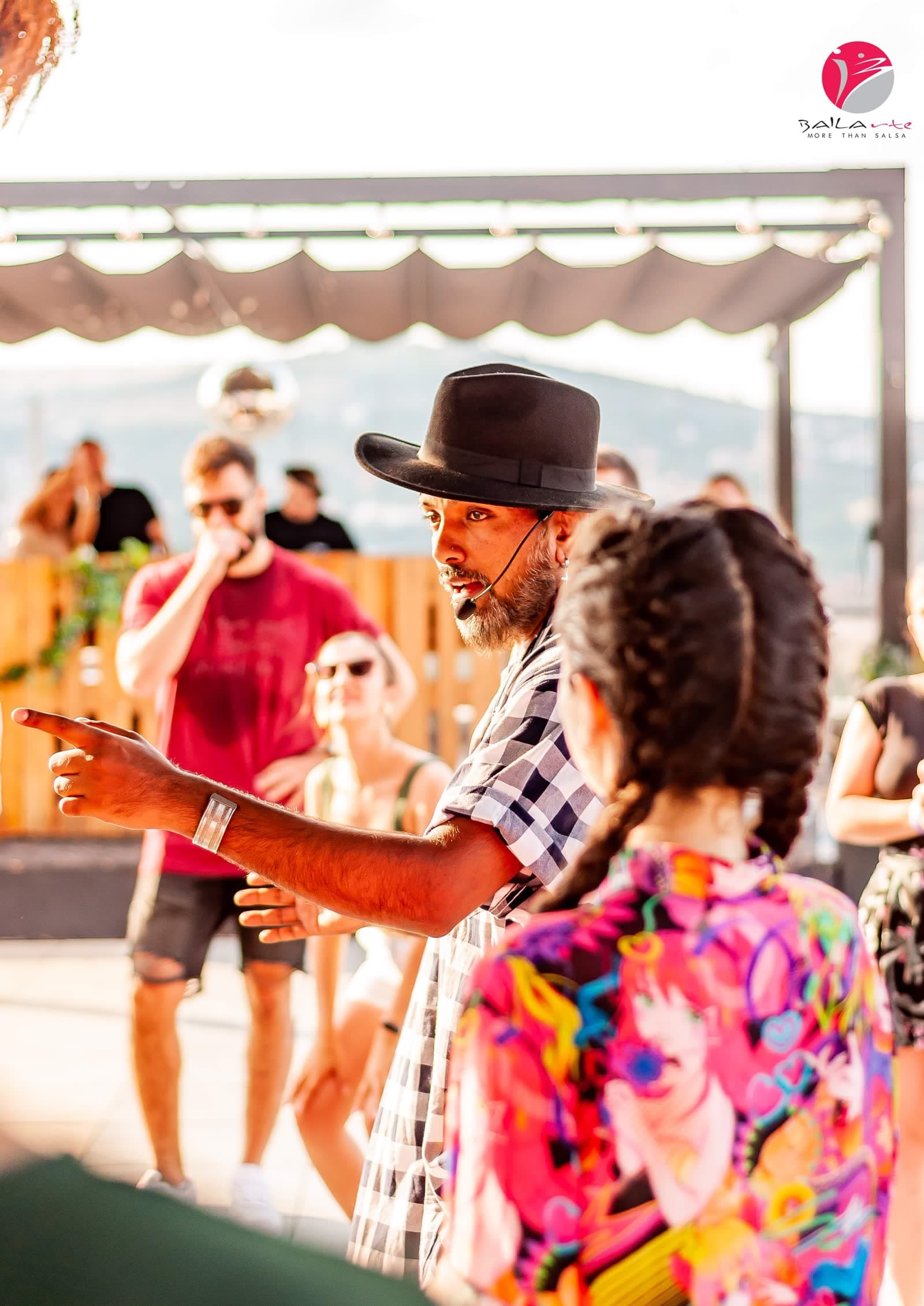 Petrecere BAILArte pe rooftop, fotografia 42